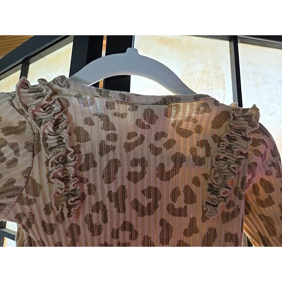 Hello Kitty Shirt Long Sleeve Size 12 Months Cheetah Print Embroidering Kitty - Picture 5 of 9